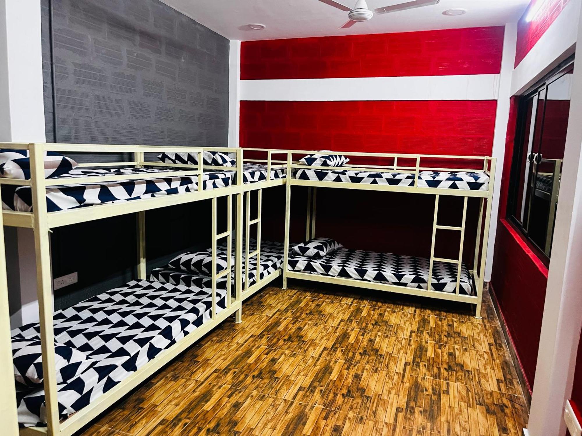 Hostel Kuruku Santhu Colive Puducherry Buitenkant foto